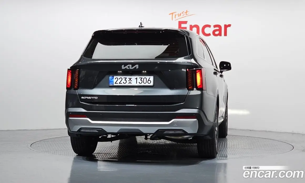 Kia Sorento 2025 2.2 автомат (гидро), фото 4 Kia Sorento 2025 2.2 автомат (гидро), фото 4