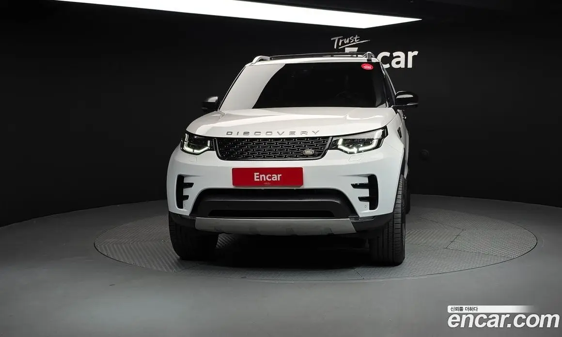Land Rover Discovery 2017 2.0 автомат (гидро), фото 3 Land Rover Discovery 2017 2.0 автомат (гидро), фото 3