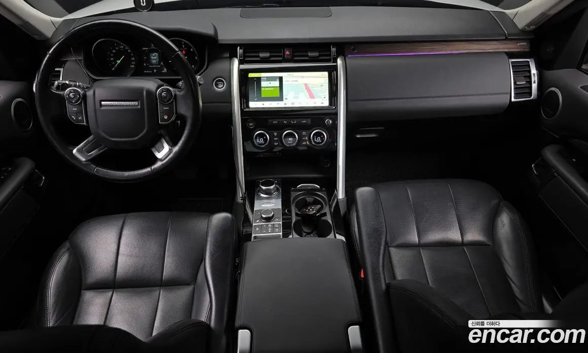 Land Rover Discovery 2017 2.0 автомат (гидро), фото 7 Land Rover Discovery 2017 2.0 автомат (гидро), фото 7