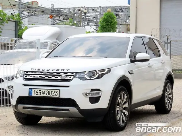 Land Rover Discovery Sport 2017 2.0 автомат (гидро), миниатюра 2 Land Rover Discovery Sport 2017 2.0 автомат (гидро), миниатюра 2