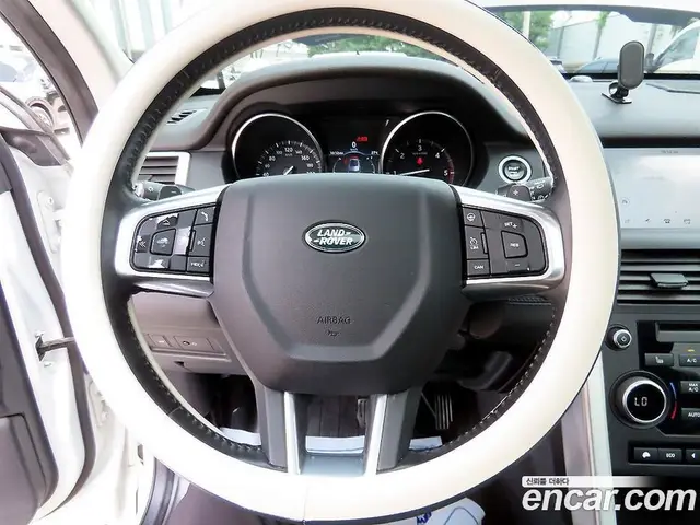 Land Rover Discovery Sport 2017 2.0 автомат (гидро), миниатюра 8 Land Rover Discovery Sport 2017 2.0 автомат (гидро), миниатюра 8
