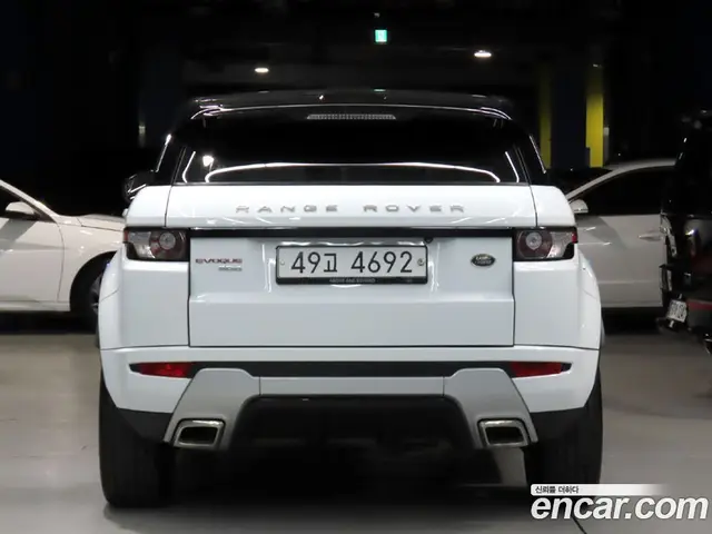 Land Rover Range Rover Evoque 2014 2.2 автомат (гидро), миниатюра 3 Land Rover Range Rover Evoque 2014 2.2 автомат (гидро), миниатюра 3