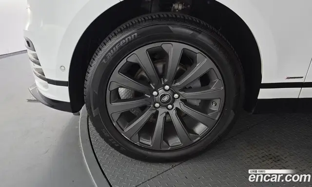 Land Rover Range Rover Velar 2019 2.0 автомат (гидро), миниатюра 5 Land Rover Range Rover Velar 2019 2.0 автомат (гидро), миниатюра 5