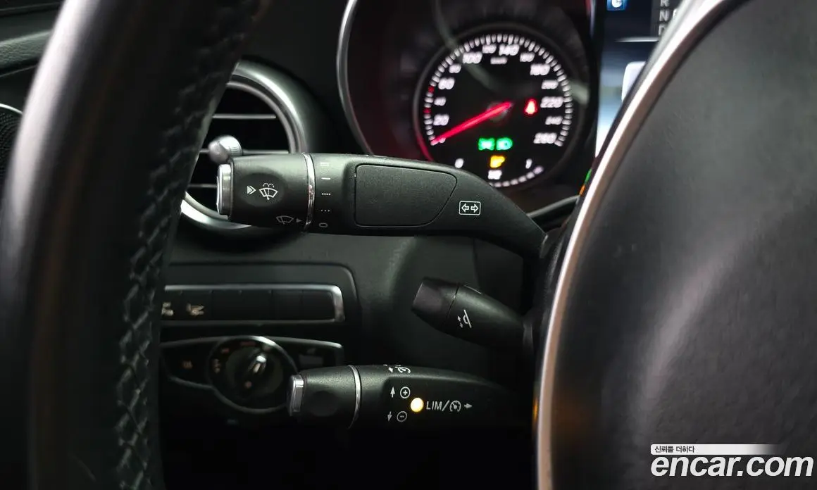 Mercedes-Benz C-Class 2017 2.0 автомат (гидро), фото 19