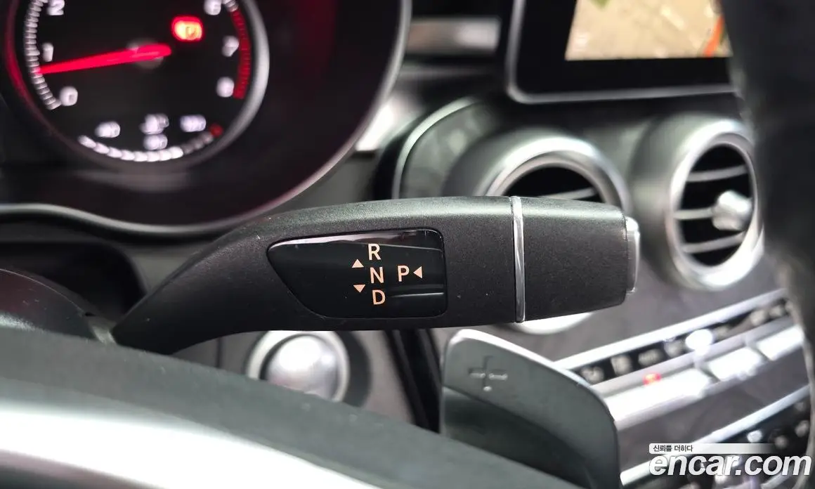 Mercedes-Benz C-Class 2017 2.0 автомат (гидро), фото 9