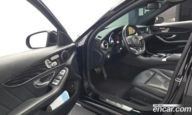 Mercedes-Benz C-Class 2017 2.0 автомат (гидро), миниатюра 10