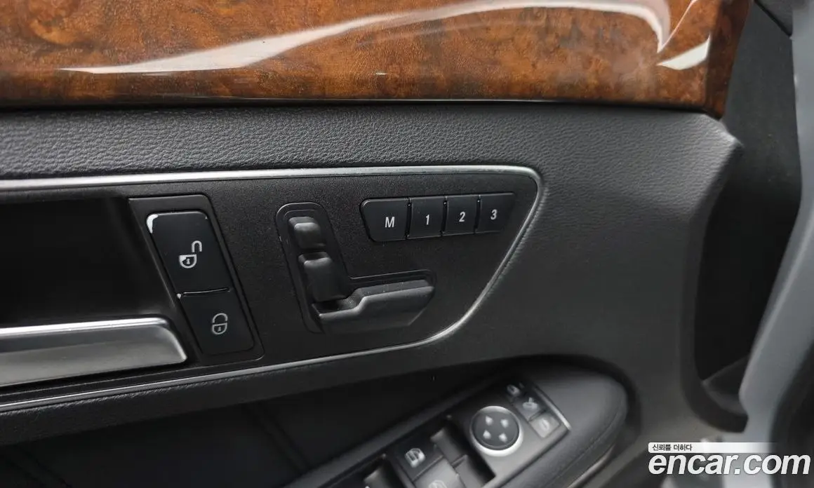 Mercedes-Benz E-Class 2012 3.5 автомат (гидро), фото 16