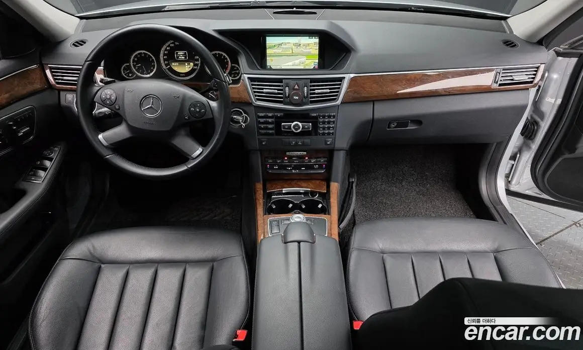 Mercedes-Benz E-Class 2012 3.5 автомат (гидро), фото 7