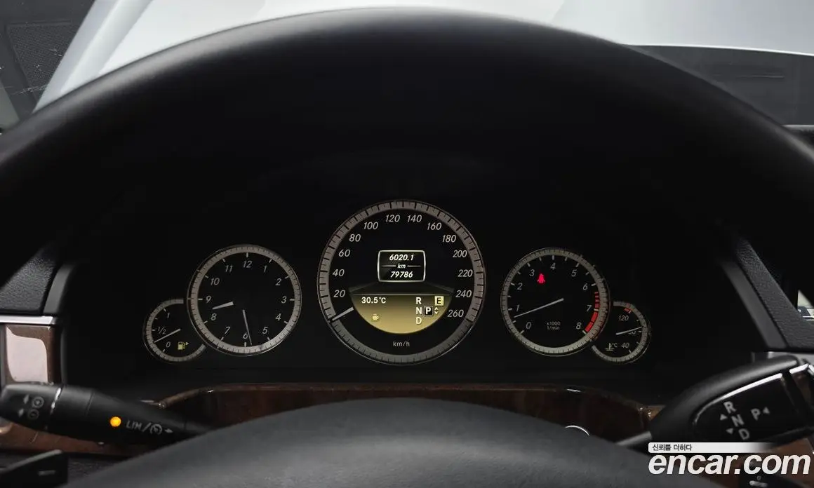 Mercedes-Benz E-Class 2012 3.5 автомат (гидро), фото 8