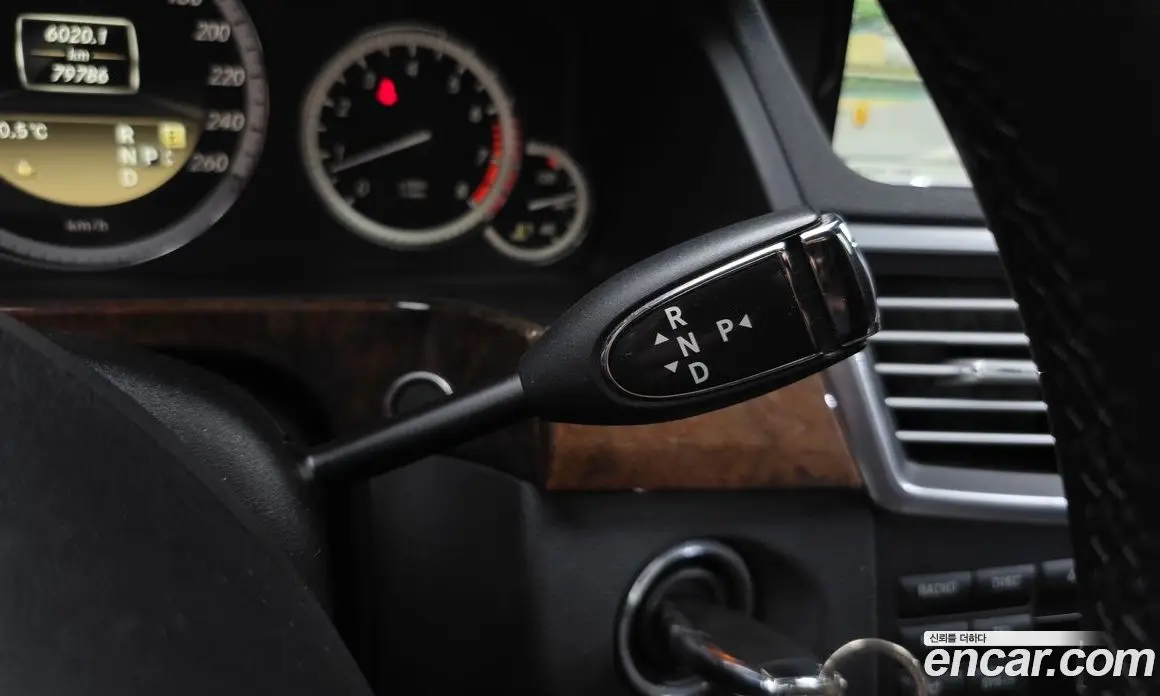 Mercedes-Benz E-Class 2012 3.5 автомат (гидро), фото 9