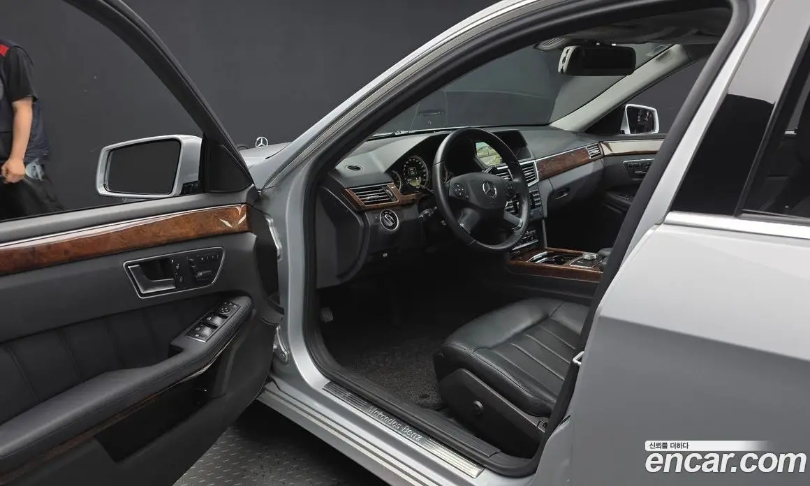 Mercedes-Benz E-Class 2012 3.5 автомат (гидро), фото 10