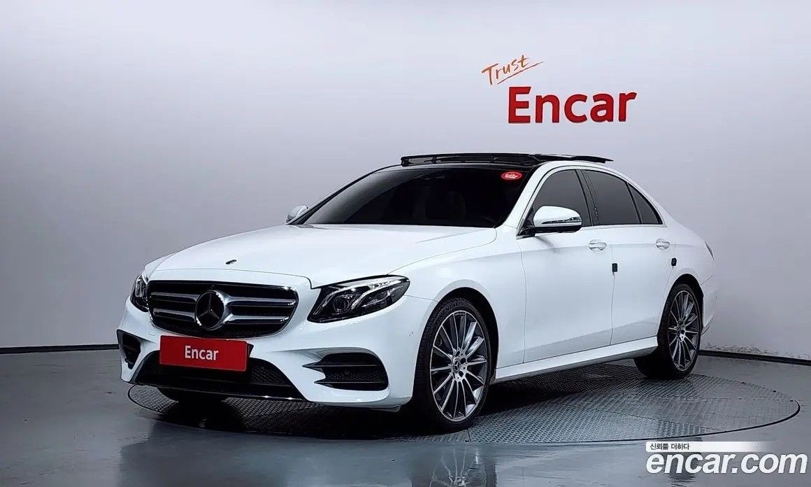 Mercedes-Benz E-Class 2019 2.0 автомат (гидро), фото 1 Mercedes-Benz E-Class 2019 2.0 автомат (гидро), фото 1
