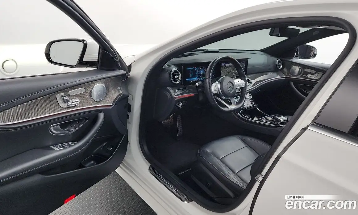 Mercedes-Benz E-Class 2019 2.0 автомат (гидро), фото 13 Mercedes-Benz E-Class 2019 2.0 автомат (гидро), фото 13