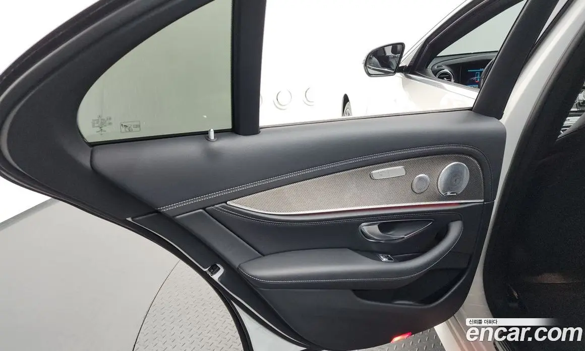 Mercedes-Benz E-Class 2019 2.0 автомат (гидро), фото 15 Mercedes-Benz E-Class 2019 2.0 автомат (гидро), фото 15