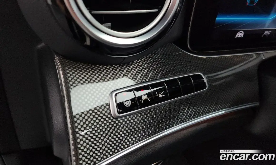 Mercedes-Benz E-Class 2019 2.0 автомат (гидро), фото 28 Mercedes-Benz E-Class 2019 2.0 автомат (гидро), фото 28