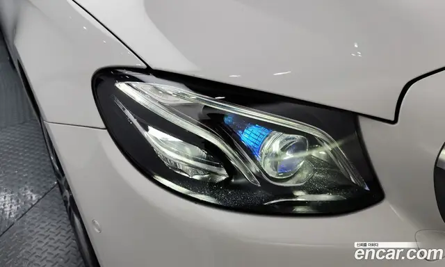 Mercedes-Benz E-Class 2019 2.0 автомат (гидро), миниатюра 8 Mercedes-Benz E-Class 2019 2.0 автомат (гидро), миниатюра 8