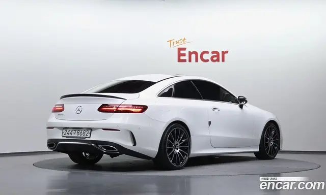 Mercedes-Benz E-Class 2020 1.9 автомат (гидро), миниатюра 2 Mercedes-Benz E-Class 2020 1.9 автомат (гидро), миниатюра 2