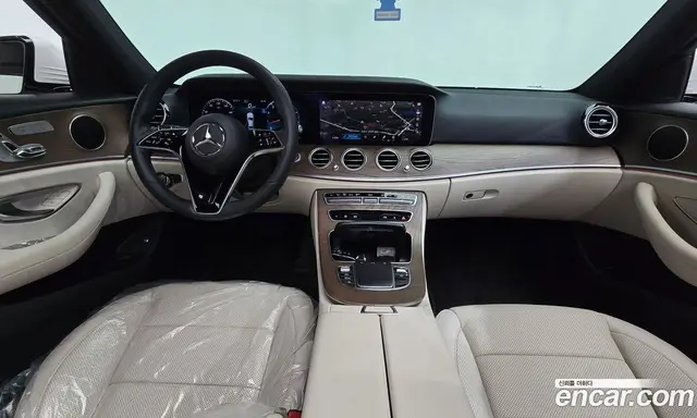 Mercedes-Benz E-Class 2021 2.0 автомат (гидро), миниатюра 9 Mercedes-Benz E-Class 2021 2.0 автомат (гидро), миниатюра 9