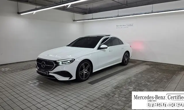 Mercedes-Benz E-Class, 2025, 21 540 км