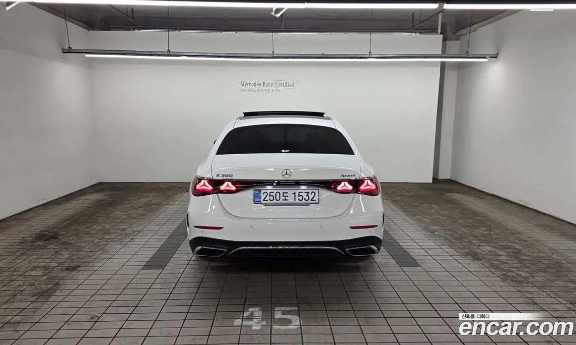 Mercedes-Benz E-Class 2025 2.0 автомат (гидро), фото 4 Mercedes-Benz E-Class 2025 2.0 автомат (гидро), фото 4
