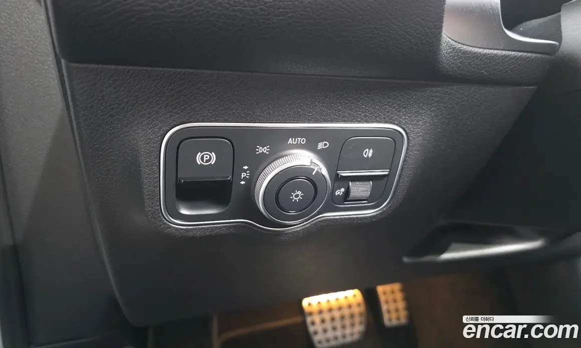 Mercedes-Benz GLB-Class 2023 2.0 автомат (гидро), фото 18 Mercedes-Benz GLB-Class 2023 2.0 автомат (гидро), фото 18