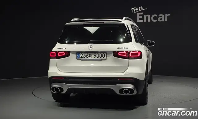 Mercedes-Benz GLB-Class 2023 2.0 автомат (гидро), миниатюра 4 Mercedes-Benz GLB-Class 2023 2.0 автомат (гидро), миниатюра 4
