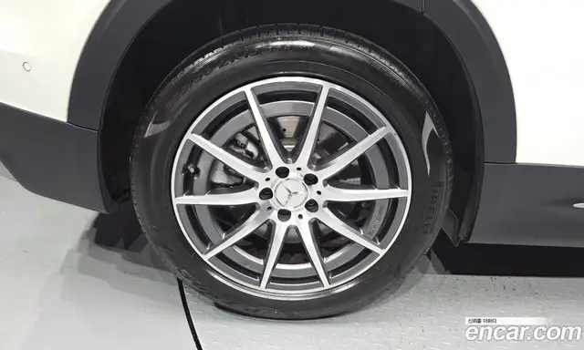 Mercedes-Benz GLB-Class 2023 2.0 автомат (гидро), миниатюра 5 Mercedes-Benz GLB-Class 2023 2.0 автомат (гидро), миниатюра 5