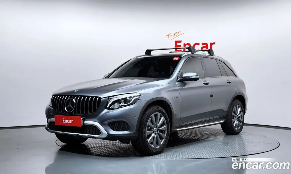 Mercedes-Benz GLC-Class 2018 2.0 автомат (гидро), фото 1 Mercedes-Benz GLC-Class 2018 2.0 автомат (гидро), фото 1
