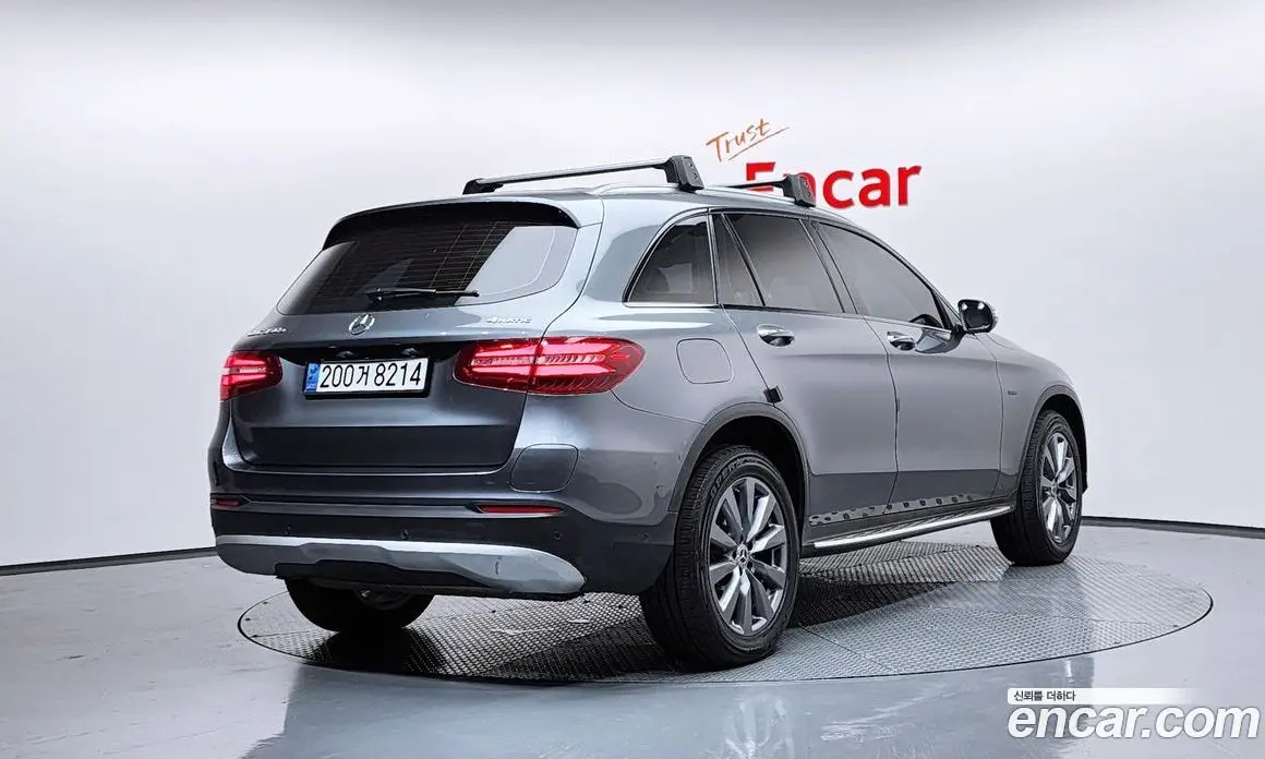 Mercedes-Benz GLC-Class 2018 2.0 автомат (гидро), фото 2 Mercedes-Benz GLC-Class 2018 2.0 автомат (гидро), фото 2