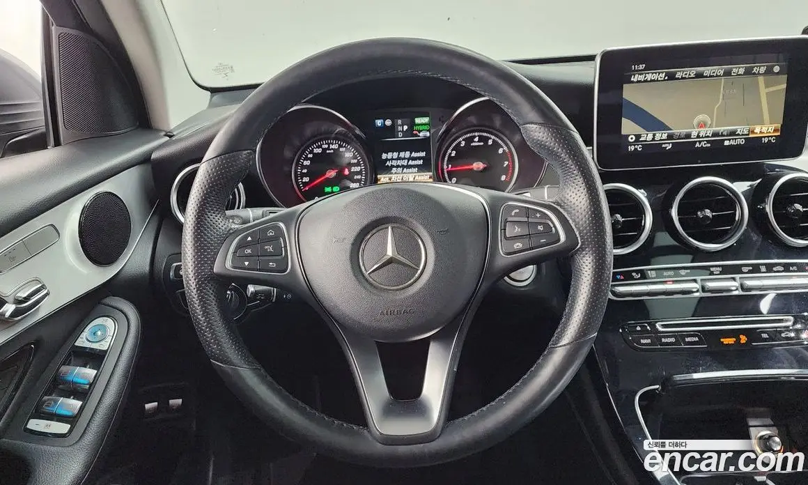 Mercedes-Benz GLC-Class 2018 2.0 автомат (гидро), фото 18 Mercedes-Benz GLC-Class 2018 2.0 автомат (гидро), фото 18