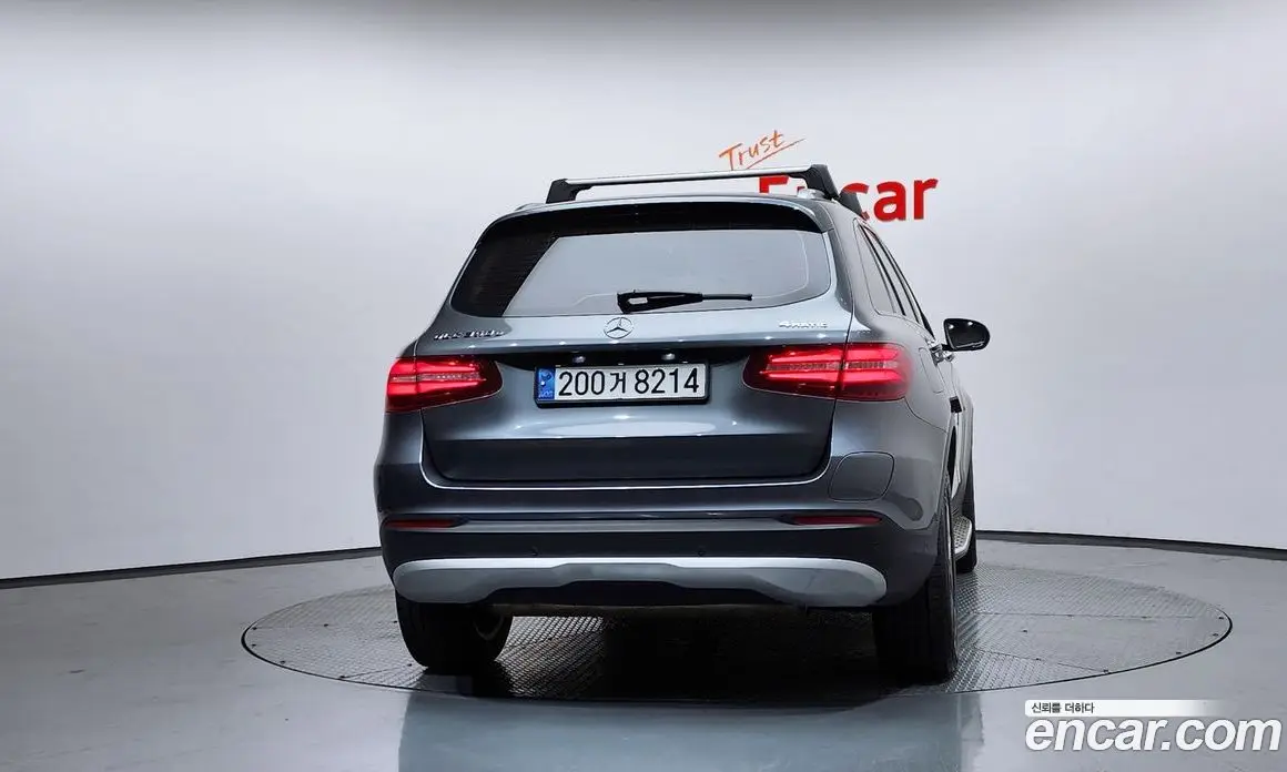 Mercedes-Benz GLC-Class 2018 2.0 автомат (гидро), фото 4 Mercedes-Benz GLC-Class 2018 2.0 автомат (гидро), фото 4