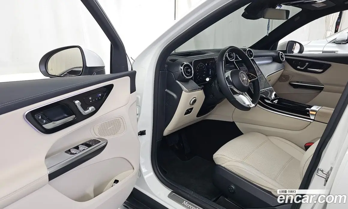 Mercedes-Benz GLC-Class 2024 2.0 автомат (гидро), фото 13