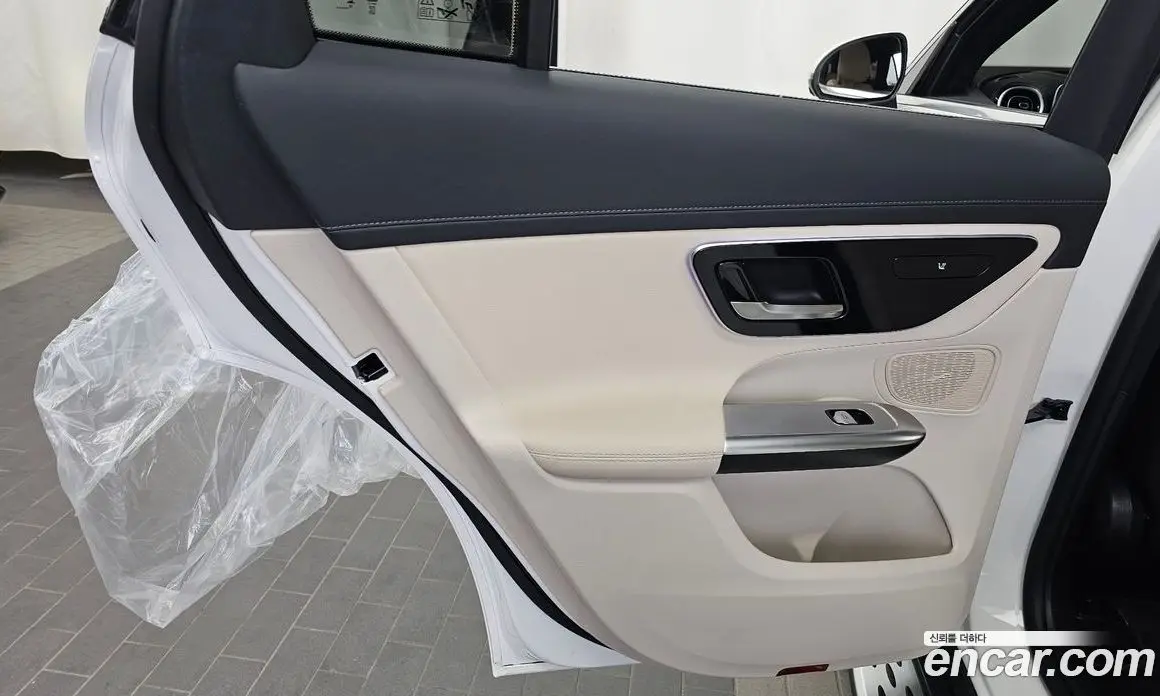 Mercedes-Benz GLC-Class 2024 2.0 автомат (гидро), фото 15