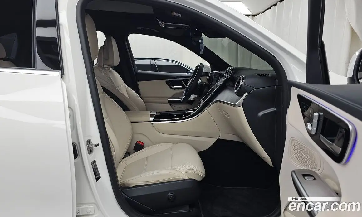 Mercedes-Benz GLC-Class 2024 2.0 автомат (гидро), фото 17