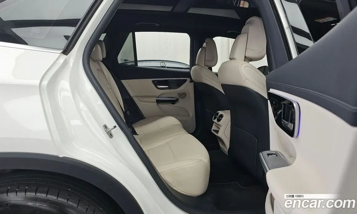 Mercedes-Benz GLC-Class 2024 2.0 автомат (гидро), фото 18