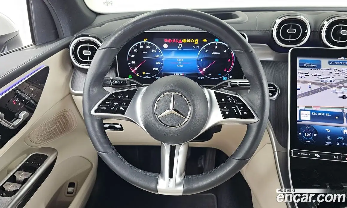 Mercedes-Benz GLC-Class 2024 2.0 автомат (гидро), фото 19