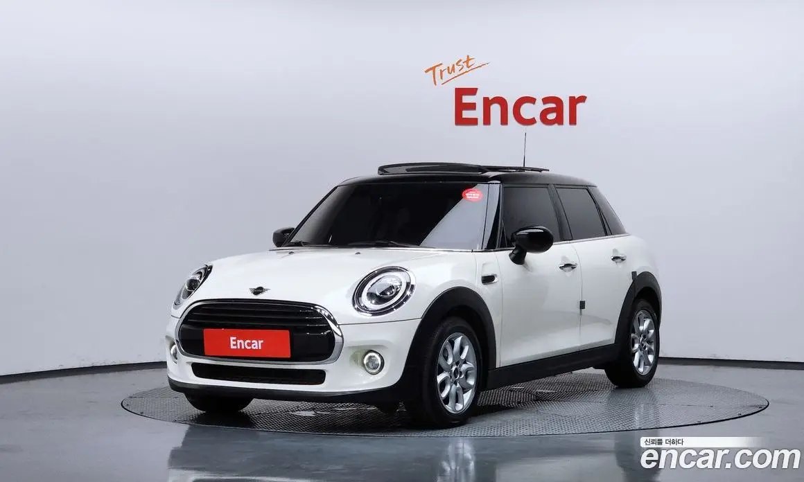 Mini Cooper 2021 1.5 автомат (гидро), фото 1 Mini Cooper 2021 1.5 автомат (гидро), фото 1