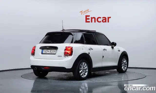Mini Cooper 2021 1.5 автомат (гидро), миниатюра 2 Mini Cooper 2021 1.5 автомат (гидро), миниатюра 2