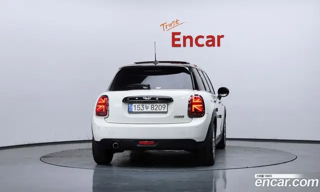 Mini Cooper 2021 1.5 автомат (гидро), миниатюра 4 Mini Cooper 2021 1.5 автомат (гидро), миниатюра 4