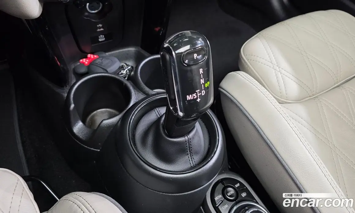 Mini Cooper 2022 2.0 автомат (гидро), фото 12