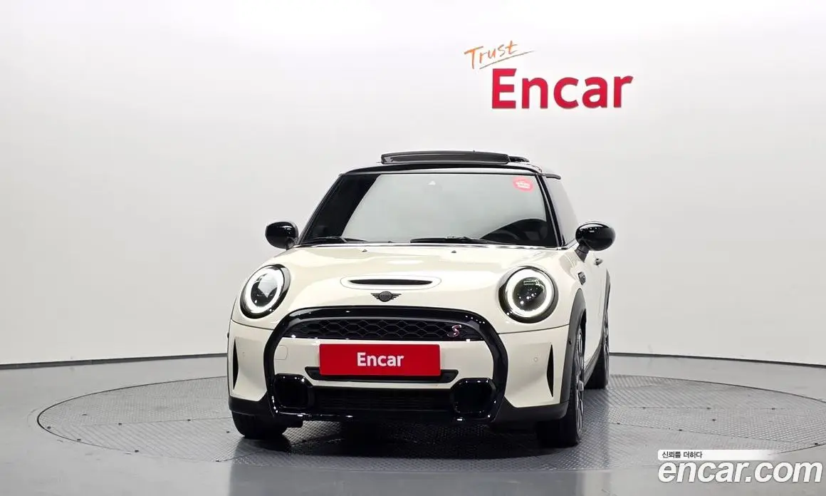 Mini Cooper 2022 2.0 автомат (гидро), фото 3