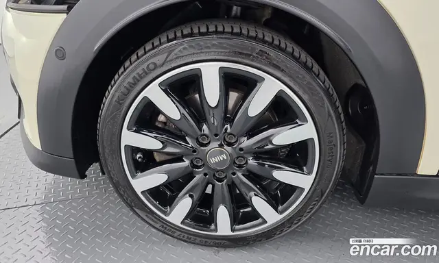 Mini Cooper 2022 2.0 автомат (гидро), миниатюра 5