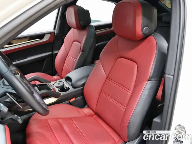 Porsche Cayenne 2023 3.0 автомат (гидро), миниатюра 10 Porsche Cayenne 2023 3.0 автомат (гидро), миниатюра 10