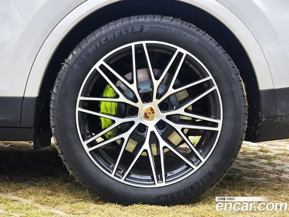 Porsche Cayenne 2024 3.0 автомат (гидро), фото 6