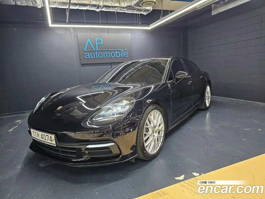 Porsche Panamera 2018 3.0 автомат (гидро), фото 1 Porsche Panamera 2018 3.0 автомат (гидро), фото 1