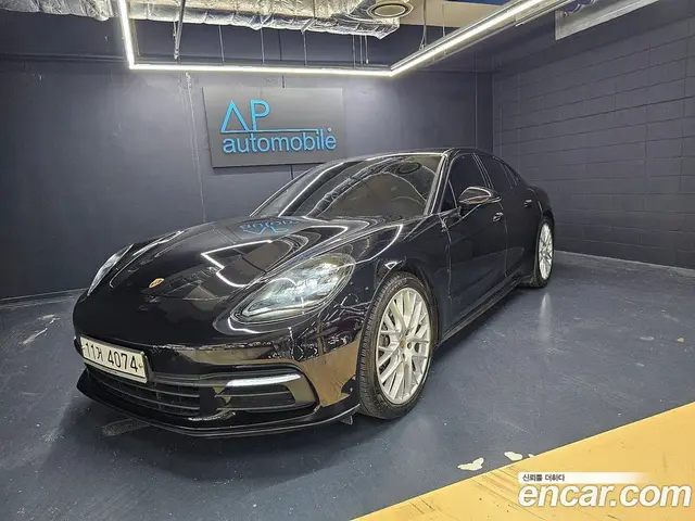 Porsche Panamera 2018 3.0 автомат (гидро), миниатюра 1 Porsche Panamera 2018 3.0 автомат (гидро), миниатюра 1