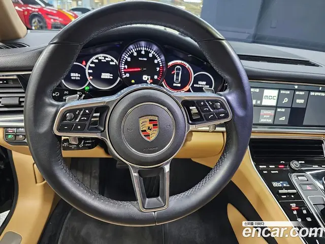Porsche Panamera 2018 3.0 автомат (гидро), миниатюра 11 Porsche Panamera 2018 3.0 автомат (гидро), миниатюра 11