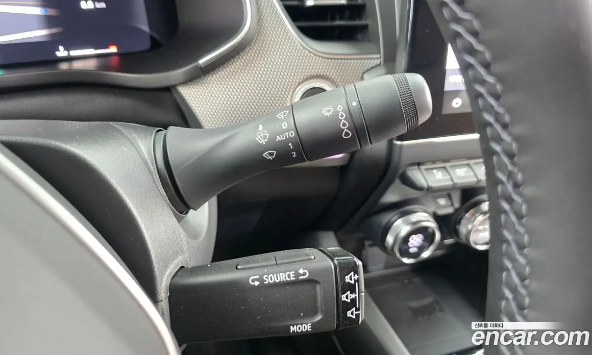 Renault (Samsung) Arkana 2025 1.6 автомат (гидро), фото 31 Renault (Samsung) Arkana 2025 1.6 автомат (гидро), фото 31