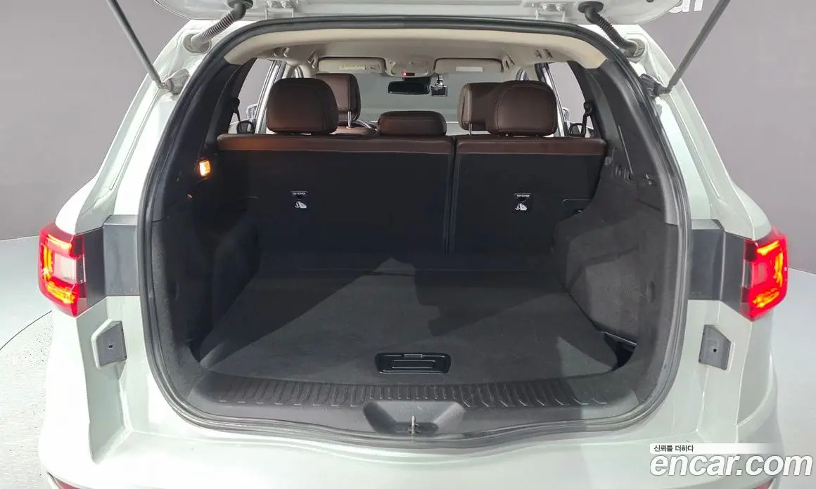 Renault (Samsung) QM6 2017 2.0 автомат (гидро), фото 18 Renault (Samsung) QM6 2017 2.0 автомат (гидро), фото 18