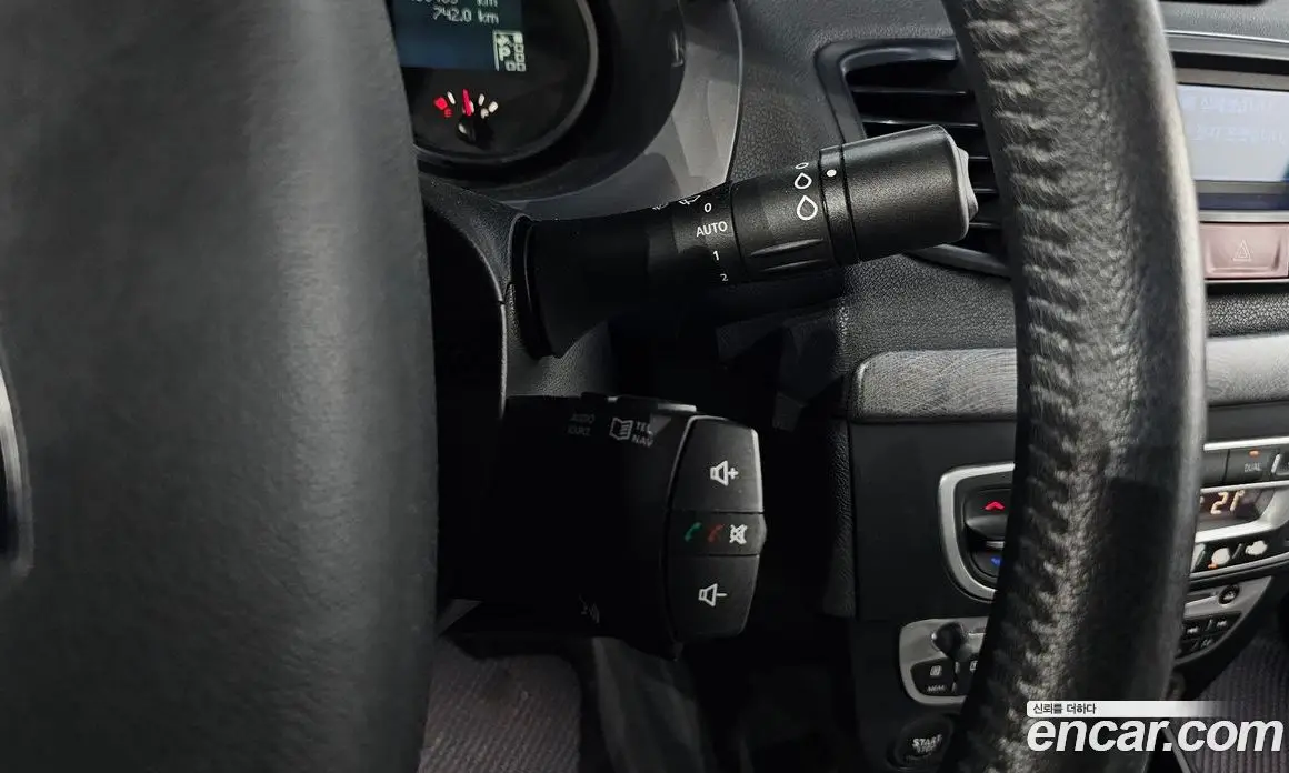 Renault (Samsung) SM3 2010 1.6 автомат (гидро), фото 16